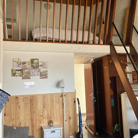 Duplex Renove Dans Prive Proche De Toutes Commodites Place De Parking Inclu Apartment *
