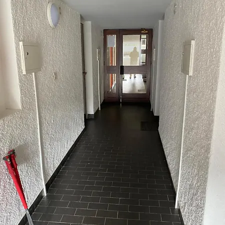 Duplex Renove Dans Prive Proche De Toutes Commodites Place De Parking Inclu La Bourboule